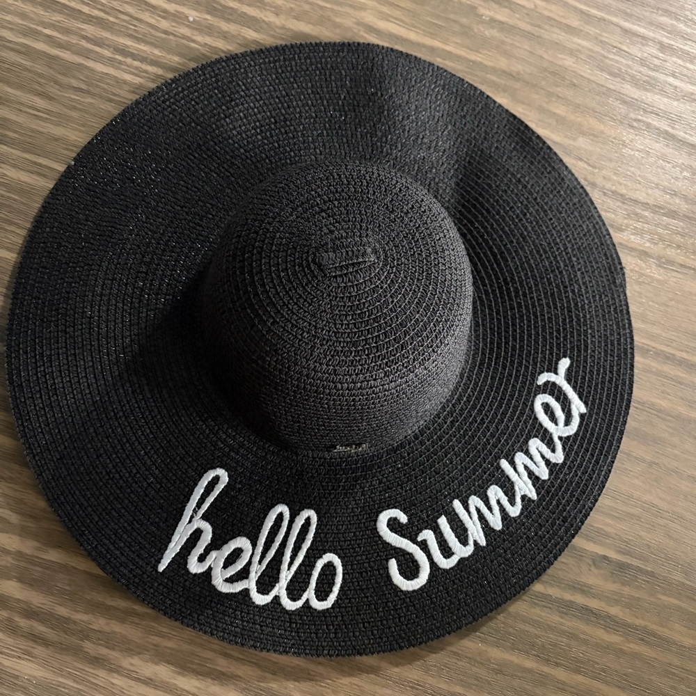 Lucky Brand beach Black Hat with White Script
